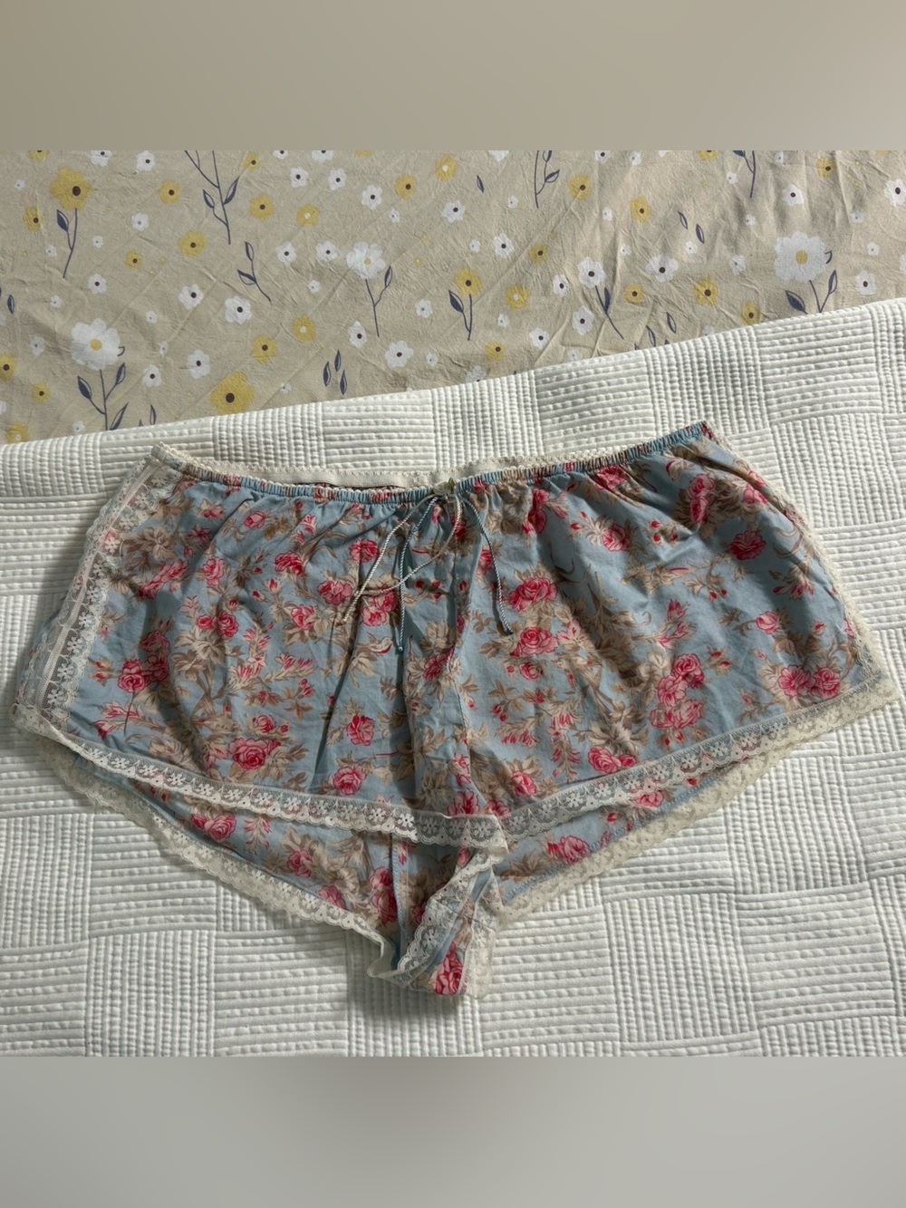 Victoria’s secret Blue Floral Lace Trim Pajama Sleep Shorts
